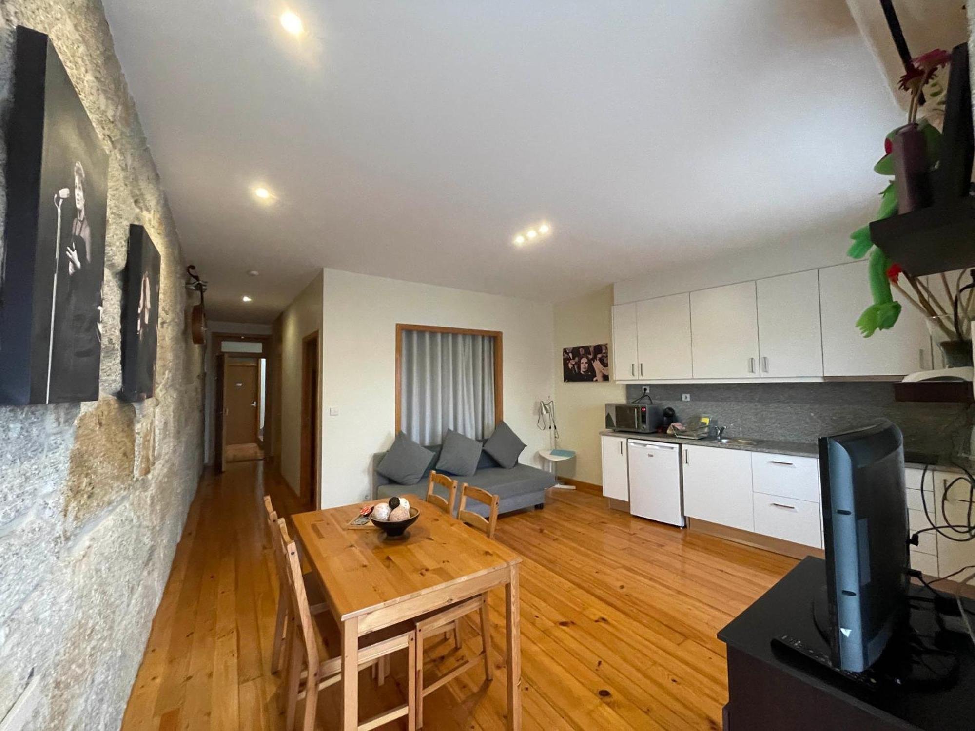 Cedofeita Back Garden Apartment ปอร์โต ภายนอก รูปภาพ