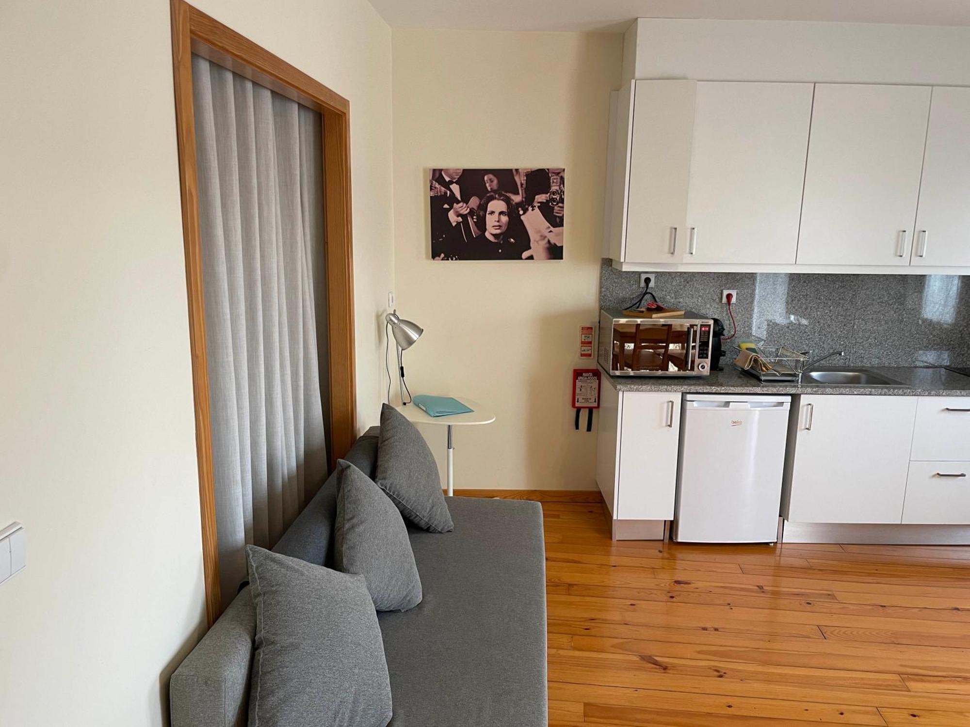 Cedofeita Back Garden Apartment ปอร์โต ภายนอก รูปภาพ