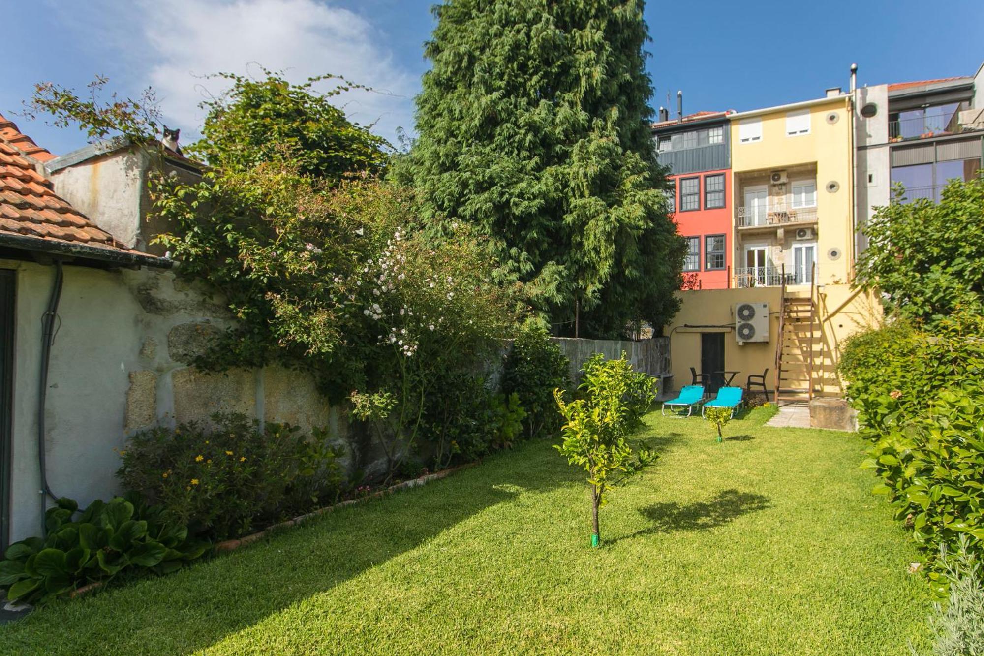 Cedofeita Back Garden Apartment ปอร์โต ภายนอก รูปภาพ