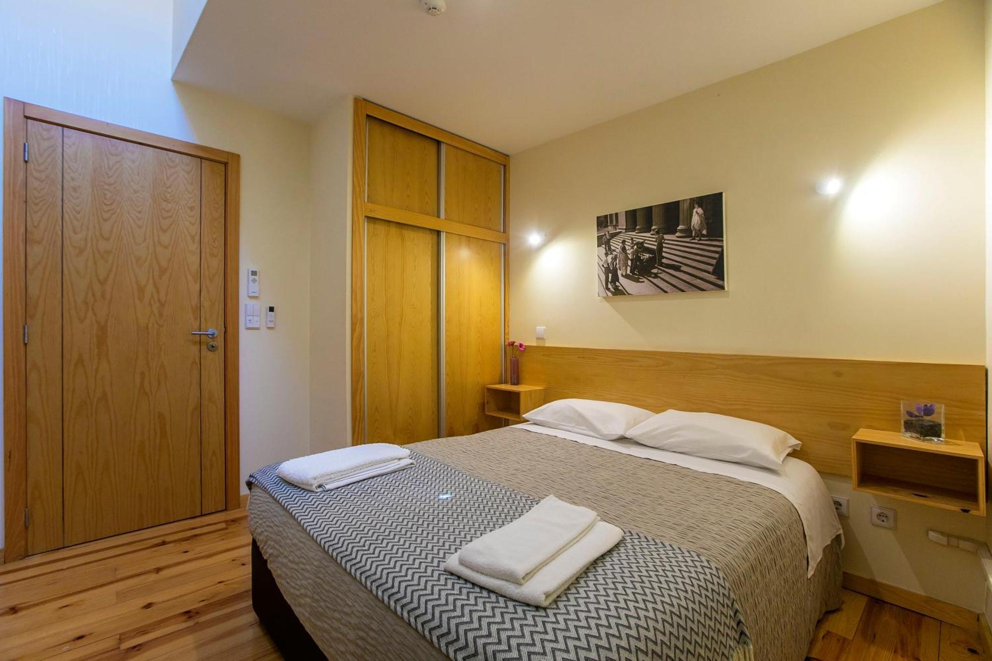 Cedofeita Back Garden Apartment ปอร์โต ภายนอก รูปภาพ