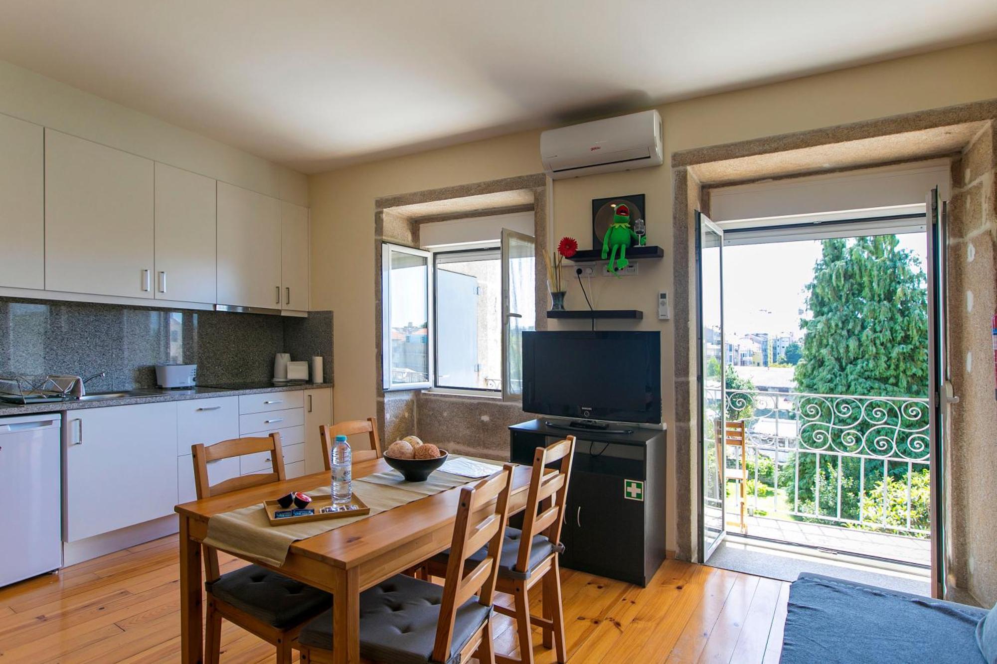 Cedofeita Back Garden Apartment ปอร์โต ภายนอก รูปภาพ