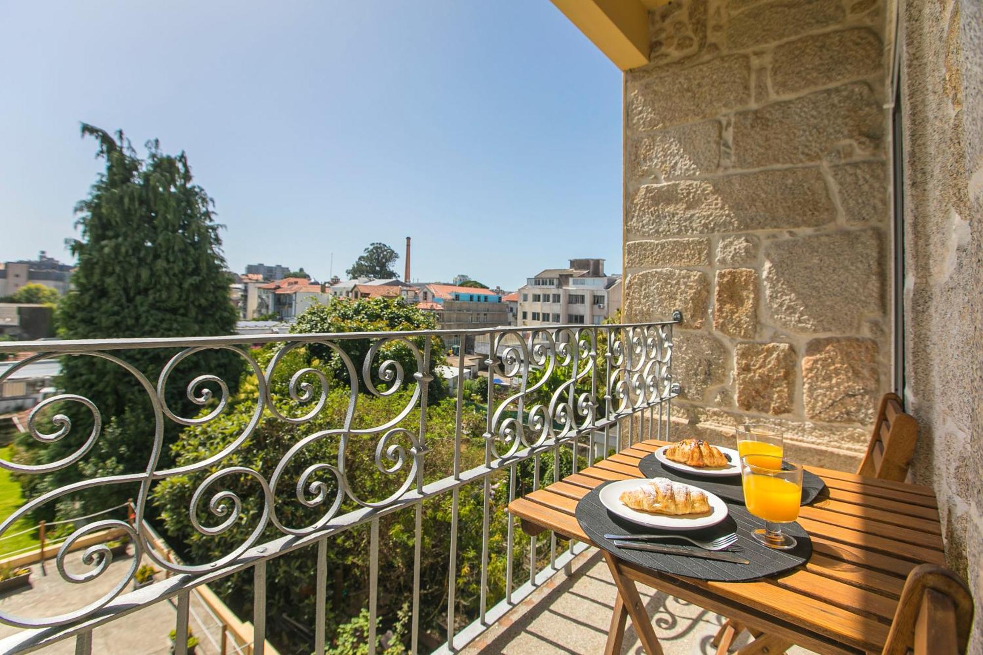 Cedofeita Back Garden Apartment ปอร์โต ภายนอก รูปภาพ